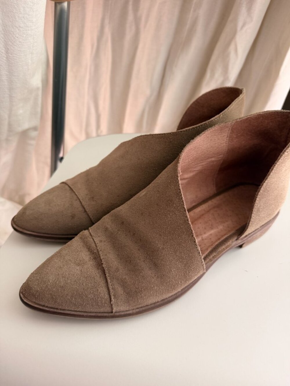 Free People Beige Suede Shoes Sz 8.5 - Picture 3 of 7